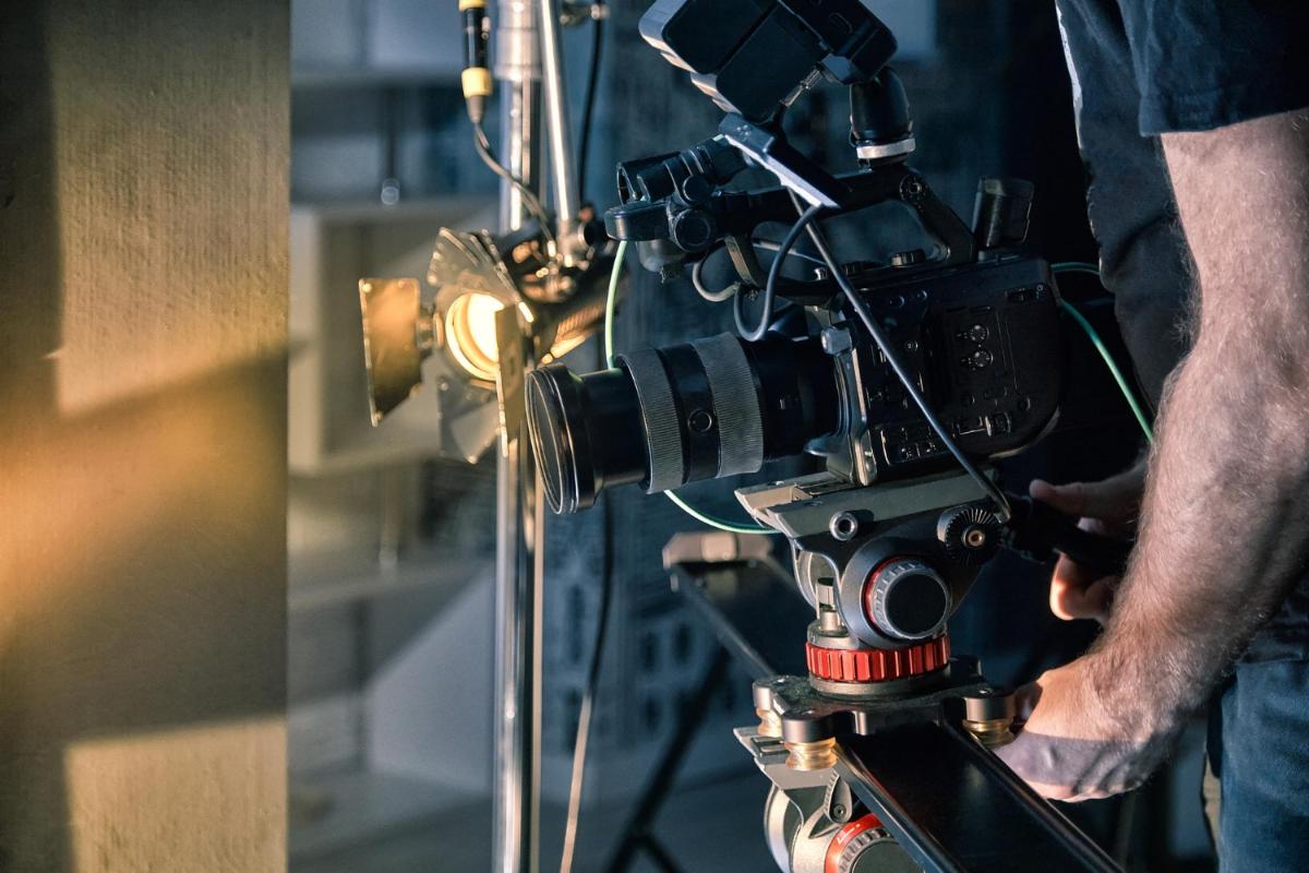 How Much Money do the Technicians on a Film Set Earn