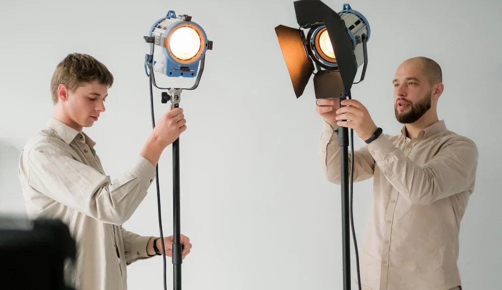 Gaffer vs Grip in Orlando: Who Does What on Set?